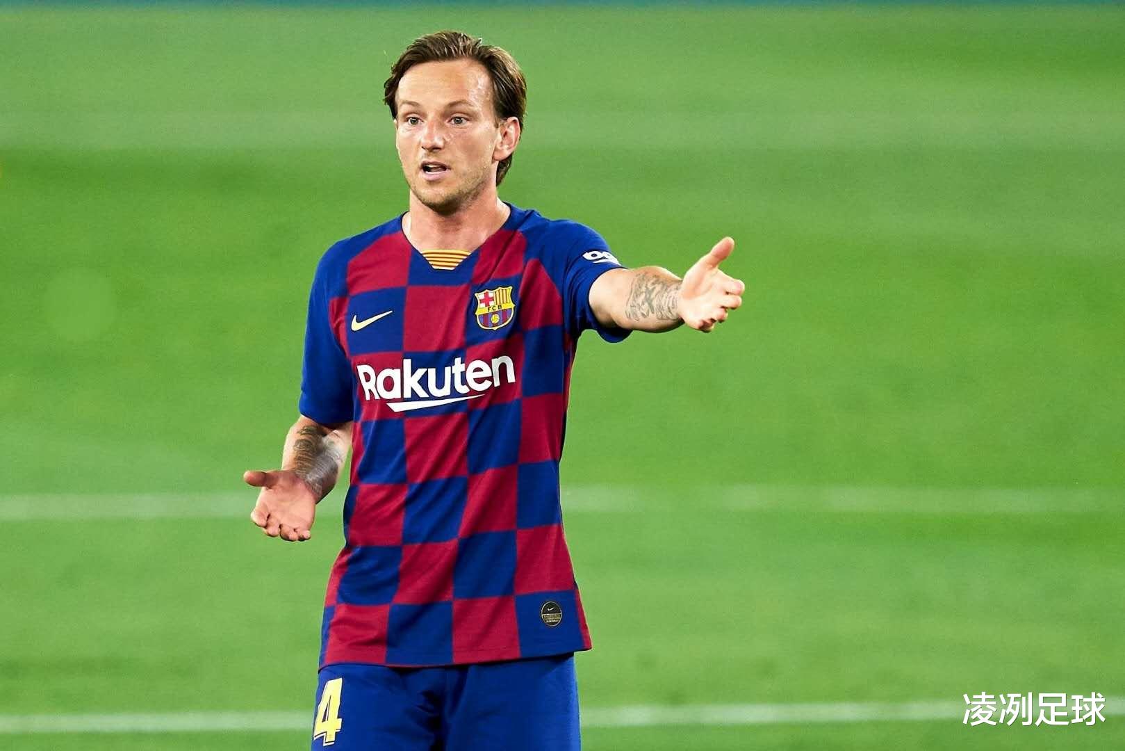 巴塞罗那|科曼上任三把火：清洗5名老将+豪购4000万荷兰顶级中场+梅西重返伪9号