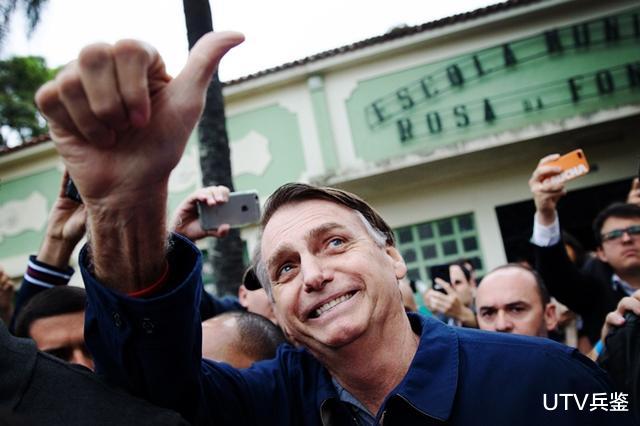 刘芸@巴西疫情比美国还严重！单日暴增5万多例，检测230万次确诊过百万