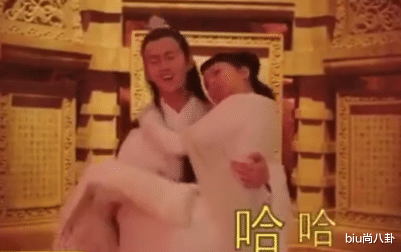 [黄子韬]杨紫谭松韵谁更重？同是公主抱，看到任嘉伦的表情，瞬间明白了