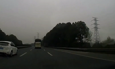 青海新闻网|1个小时青海高速公路交警查获24起……这种行为使不得！