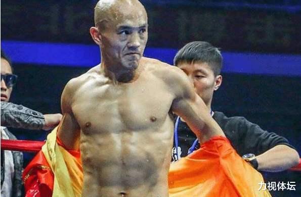 郎平▲一龙再次认怂不敢应战，背地里却一招制敌，网友：深得马保国绝学