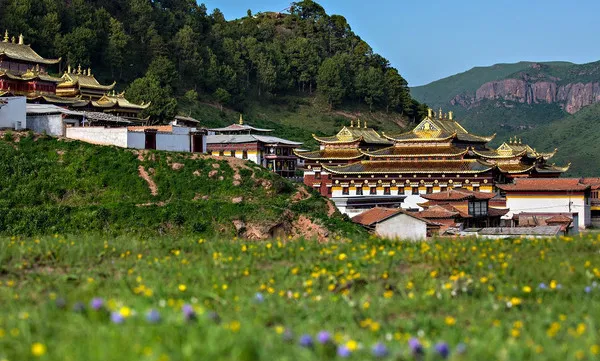 九寨沟：除了九寨沟，阿坝到底还藏了哪些绝世美景？