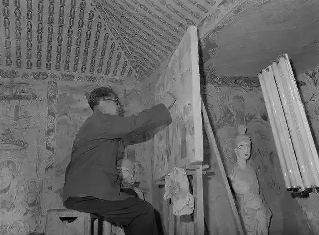 【敦煌】一个叫敦煌的地方正在死去