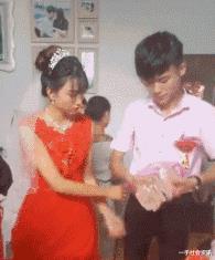 『』“六选五,必须放弃一个,你会选择哪一个?”网友:北大录取通知书有啥用?