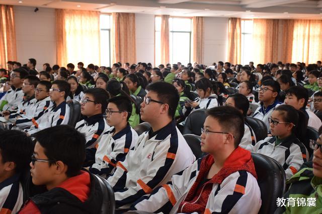 学霸|初中阶段，学生有这几种习惯，多半是“伪勤奋”，将无缘重高！