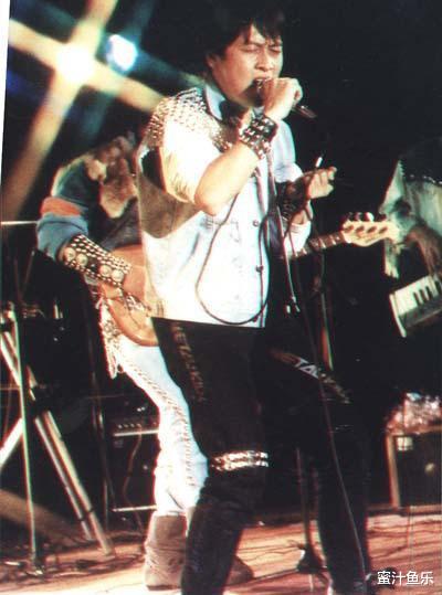 #张雨生#乐坛传奇张雨生，替妹妹出道完成梦想，捧红张惠妹暗含“小私心”