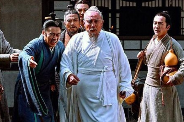 曹操|曹操若同意华佗做开颅手术，结局会是怎样？史学家给出了答案