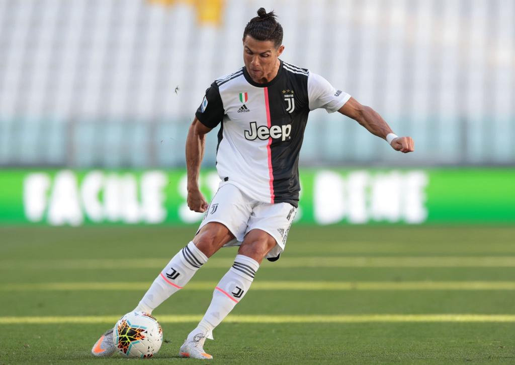 『C罗』央视现场直播!尤文冲九连冠迎强敌,C罗有望创造新纪录!