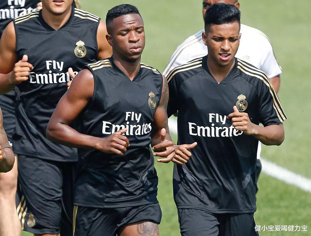 皇家马德里|“巴西双子星”，走上巨星路，皇马下赛季争冠全靠这俩小年轻了？