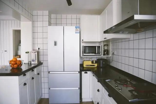 「」冰箱摆在厨房的参考