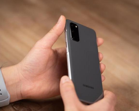 「三星galaxy s20」亲手体验Find X2后，严重怀疑刚入手的三星S20被“掉包”了？