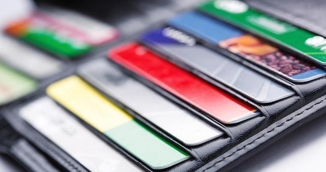 信用卡|如若信用卡持卡人突然离世，而账单还未还完，那剩下的钱还用还吗