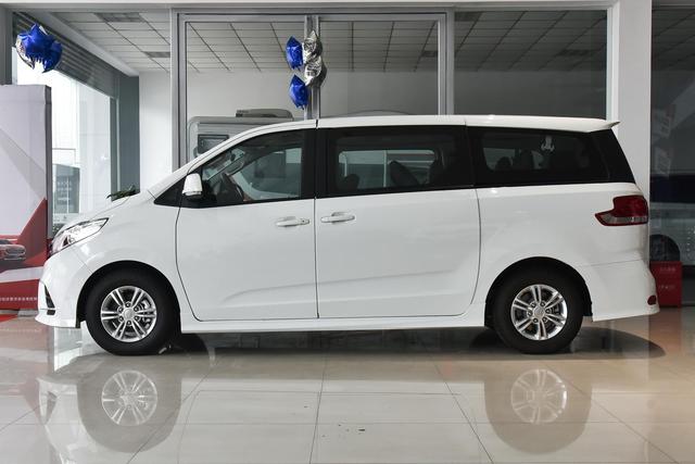 c1驾照|本月20号起，这些9座车可6年免检，C1驾照也能开，低至8万