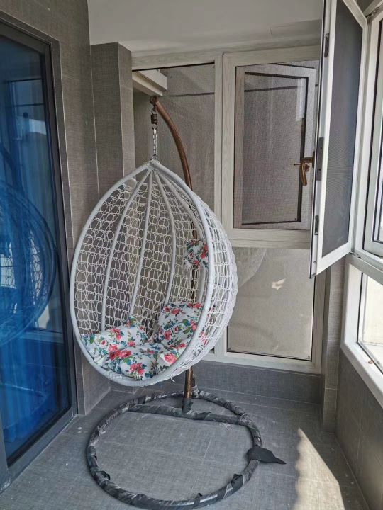 |全屋朴素的轻奢风，却难掩高级感，看上去很简陋，住着却很舒服