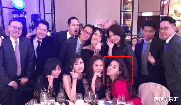 李小璐|让千亿儿媳徐子淇抢不到C位，李嘉欣都甘愿当配的贵妇有何来头？