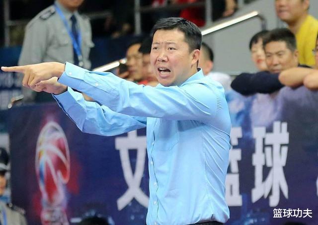 【雷蒙】仅144天！怒斥王治郅 深夜一人消愁的雷蒙 终于有了结果 不合适啊