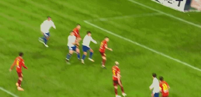 山东鲁能|中超再成国际笑话！欧洲三大媒体为鲁能抱不平，连续3场遭裁判针对冤死