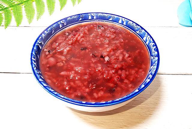 立冬|明日立冬，别忘了喝这暖身粥，黑白红3种食材搭配，补全营养过冬