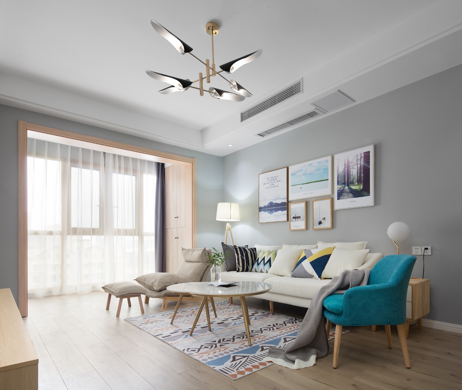 『』温馨舒适有爱情，82㎡北欧风新家，小夫妻6万半包打造