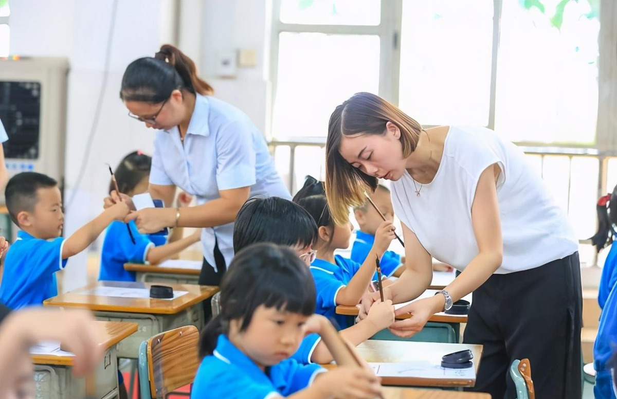 教师|教育部发布通知，这些老师将踢出教师队伍！家长：早该如此！