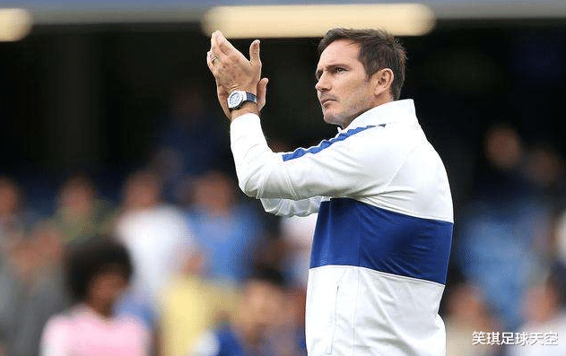 切尔西■切尔西引入弗莱堡天才前锋，亚伯拉罕找到新帮手，下赛季继续青春无敌