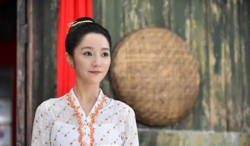 小娘惹|《小娘惹》大结局月娘和陈锡最美满，而这三点改编却是点睛之笔！