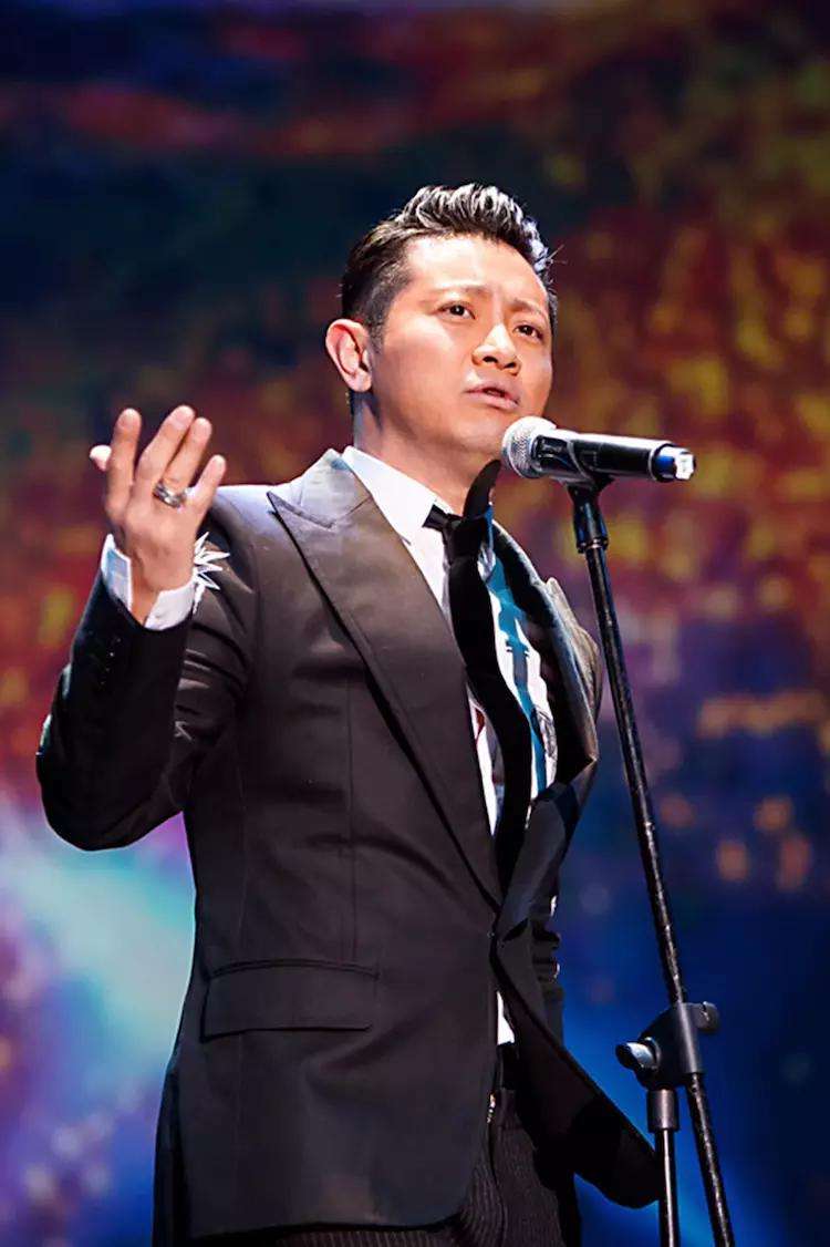 罗中旭|当年曾与刘欢齐名！过气后参加选秀想翻红，被后辈淘汰后当场发飙！