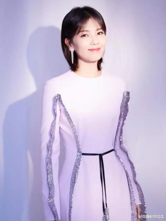 发型|奔四的女人，这3款“发型”尽量不要留，看着显老还没气质