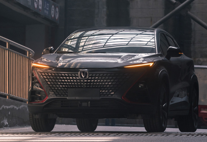 长安汽车|长安“梦幻座驾”成功了，连续4月销量破万，顶配只要13.39万元