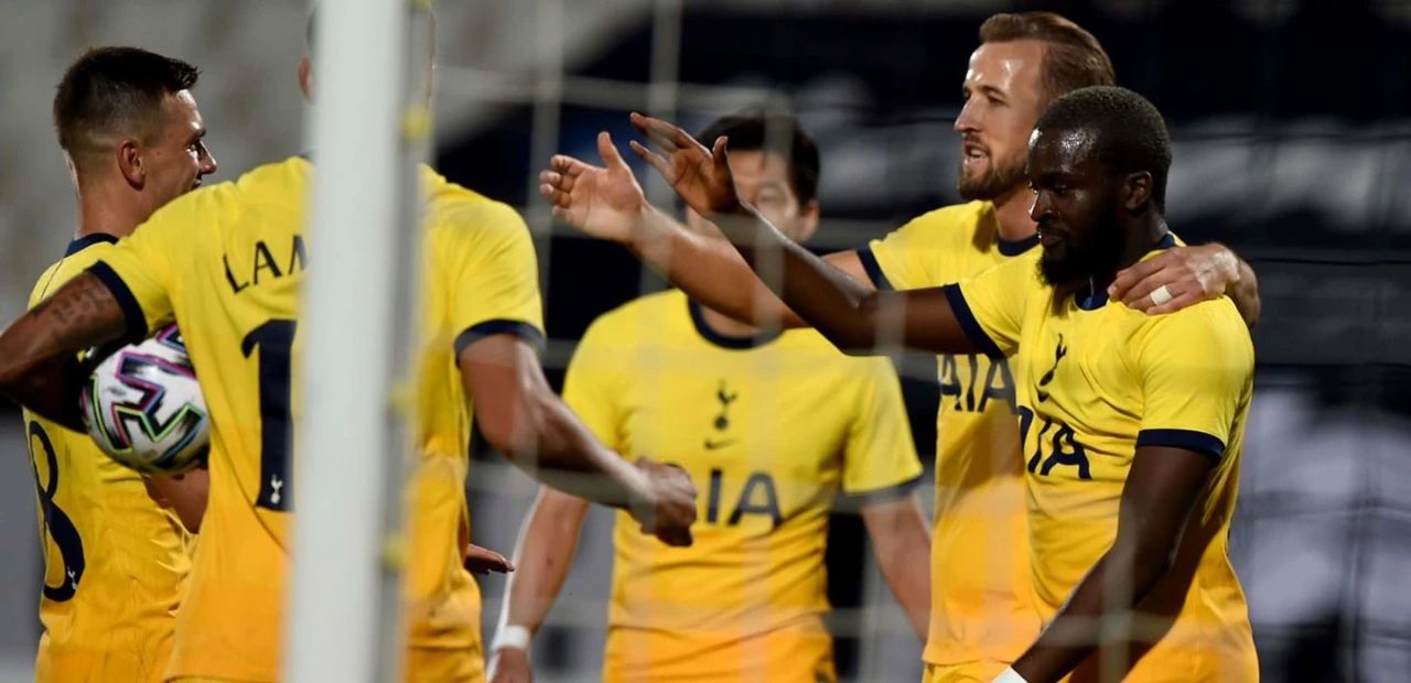 普罗夫迪夫|1分钟2人染红!英超豪门连轰2球完成绝杀,穆里尼奥神奇换人