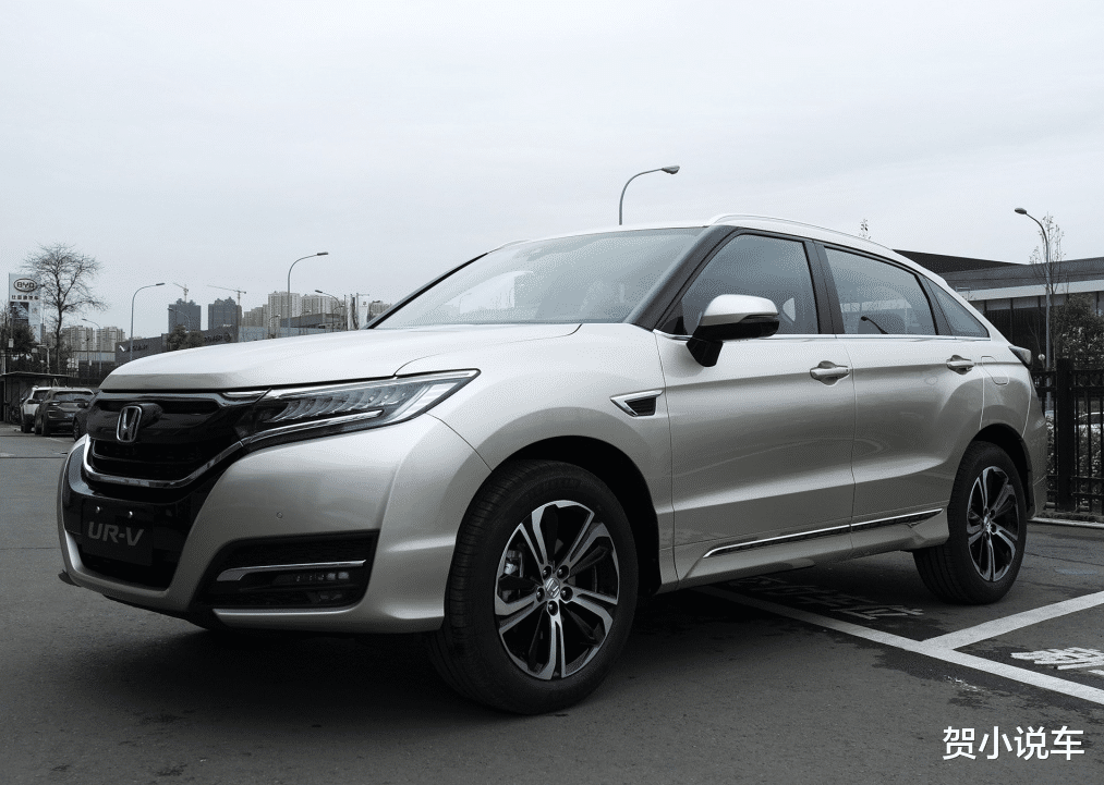 本田urv|本田冠道和URV相比，谁的性价比更高，该如何去做一个选择？