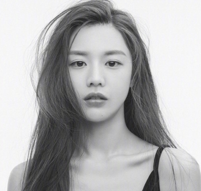 网红脸|“没有特色”却能成为韩国整容模板，她的脸可比网红脸好看多了