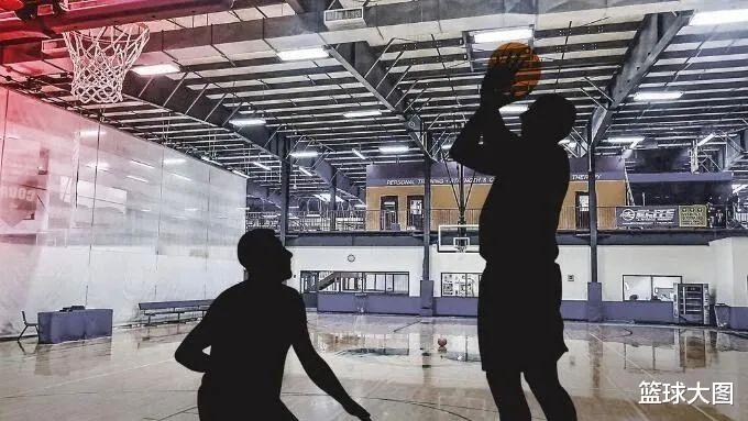 『勒布朗·詹姆斯』不要命!多人违规!锡安这是要自废