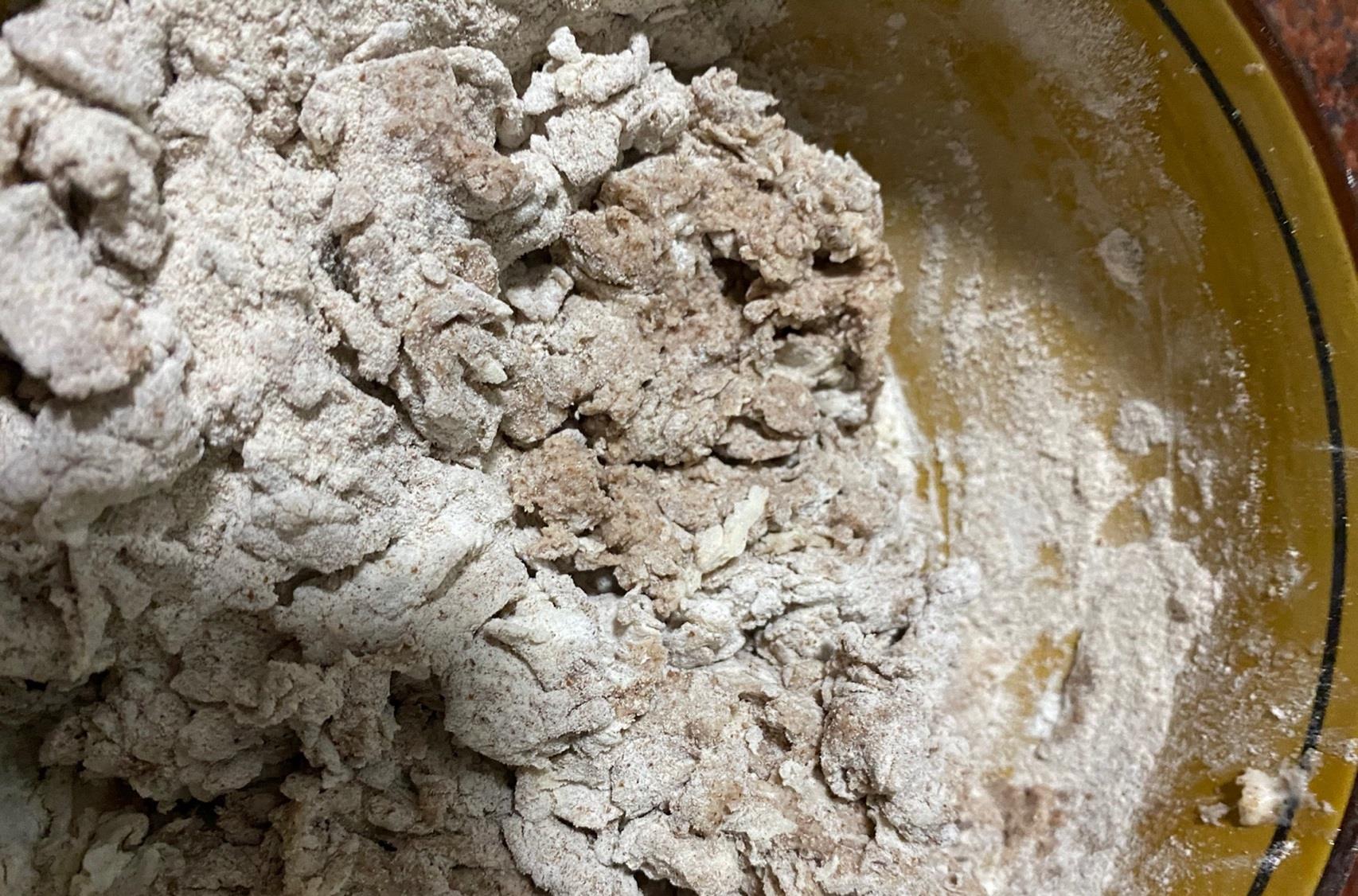 面粉|奶奶拿“它”当主食，83岁眼不花耳不聋，腿脚硬朗，一口气上三楼