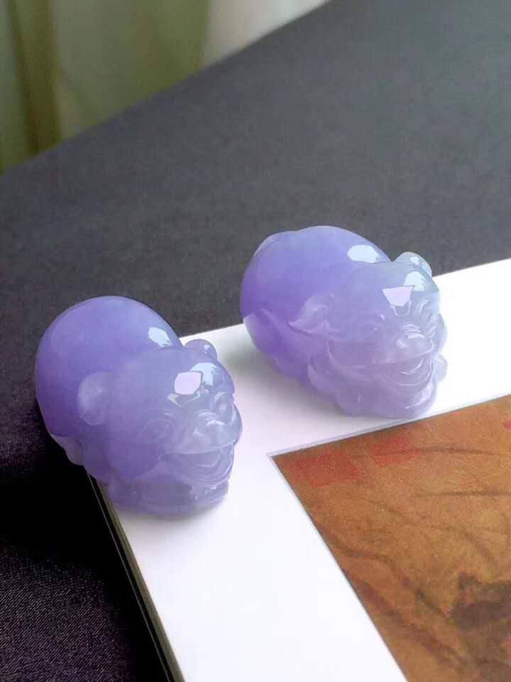 翡翠▲买翡翠到底要不要考虑品牌？