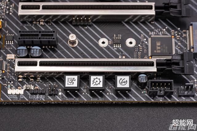 自动化|iGame Z490 Vulcan X主板评测：均衡的十代酷睿座驾