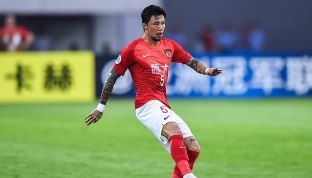 【阿尔维斯】广州恒大新赛季队长首选是他，元老已离队，小弟要当家！