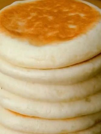 【面包】孩子爱吃的发面饼怎样做才营养？教您新做法，比蛋糕弹，比面包软