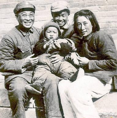 「陈赓」1992年，陈赓夫人傅涯去了趟台湾，实现埋藏心中几十年的愿望！