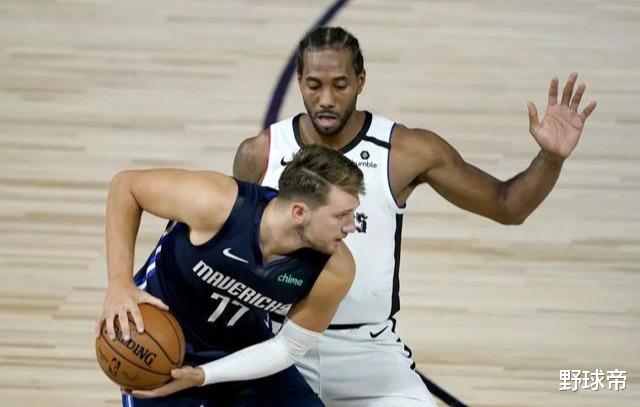 季后赛|牛啊！4场比赛投中120记三分，创纪录！他们太能投了！