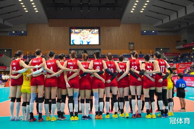 郎平■中国女排三大喜讯！郎平弟子连获大奖，30岁老将再添新动力