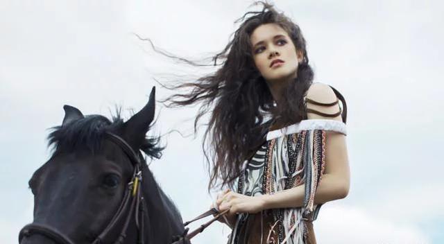 吴京|20多位明星都拒绝拍《战狼2》的原因是什么?让章子怡来告诉你!