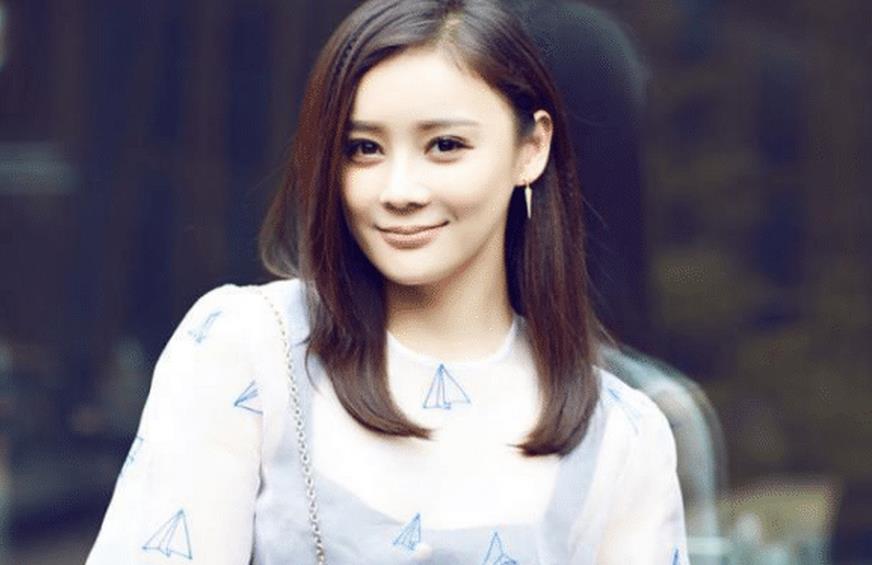 袁姗姗@曾因长相漂亮，被老师力劝做演员，现在却因长相完美而不温不火