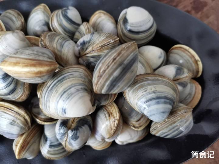 #蛤蜊#洗蛤蜊时，只放盐是大错特错！多加这3样，蛤蜊疯狂吐沙，拦不住