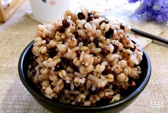 杨幂|杨幂近照“赛天仙”,腰还没巴掌宽,瘦身秘诀:不吃米饭,吃它们