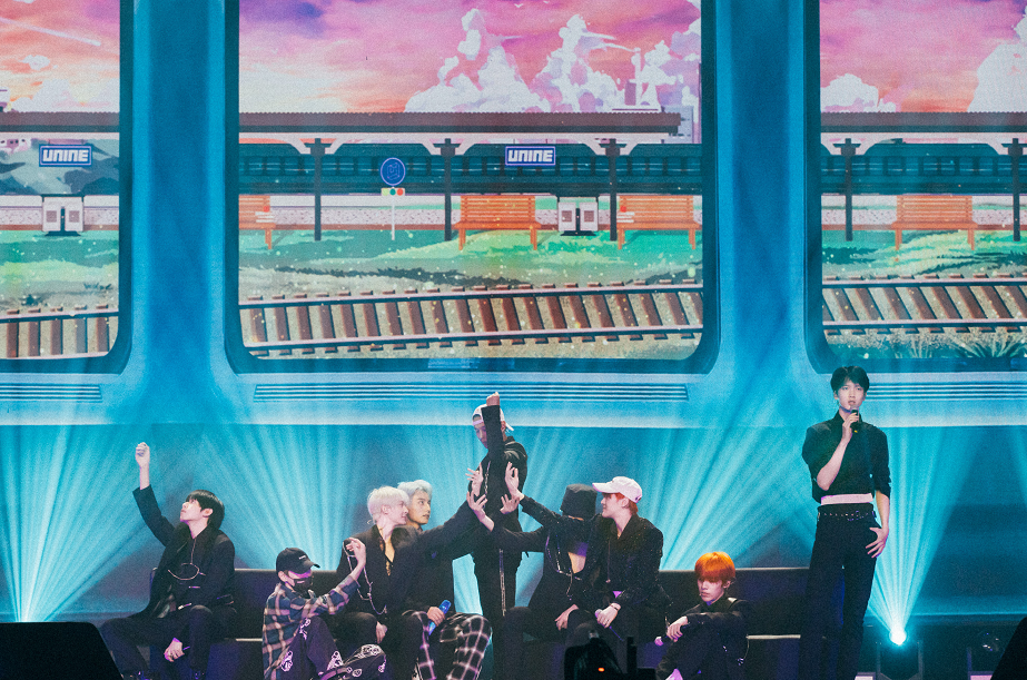 unine|UNINE告别演唱会是录播,非现场观众下周才能看到正片
