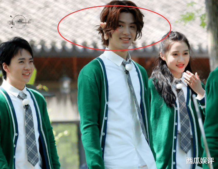 #奔跑吧兄弟#《奔跑吧》官宣阵容后，首期录制放大招？见到飞行嘉宾粉丝想尖叫