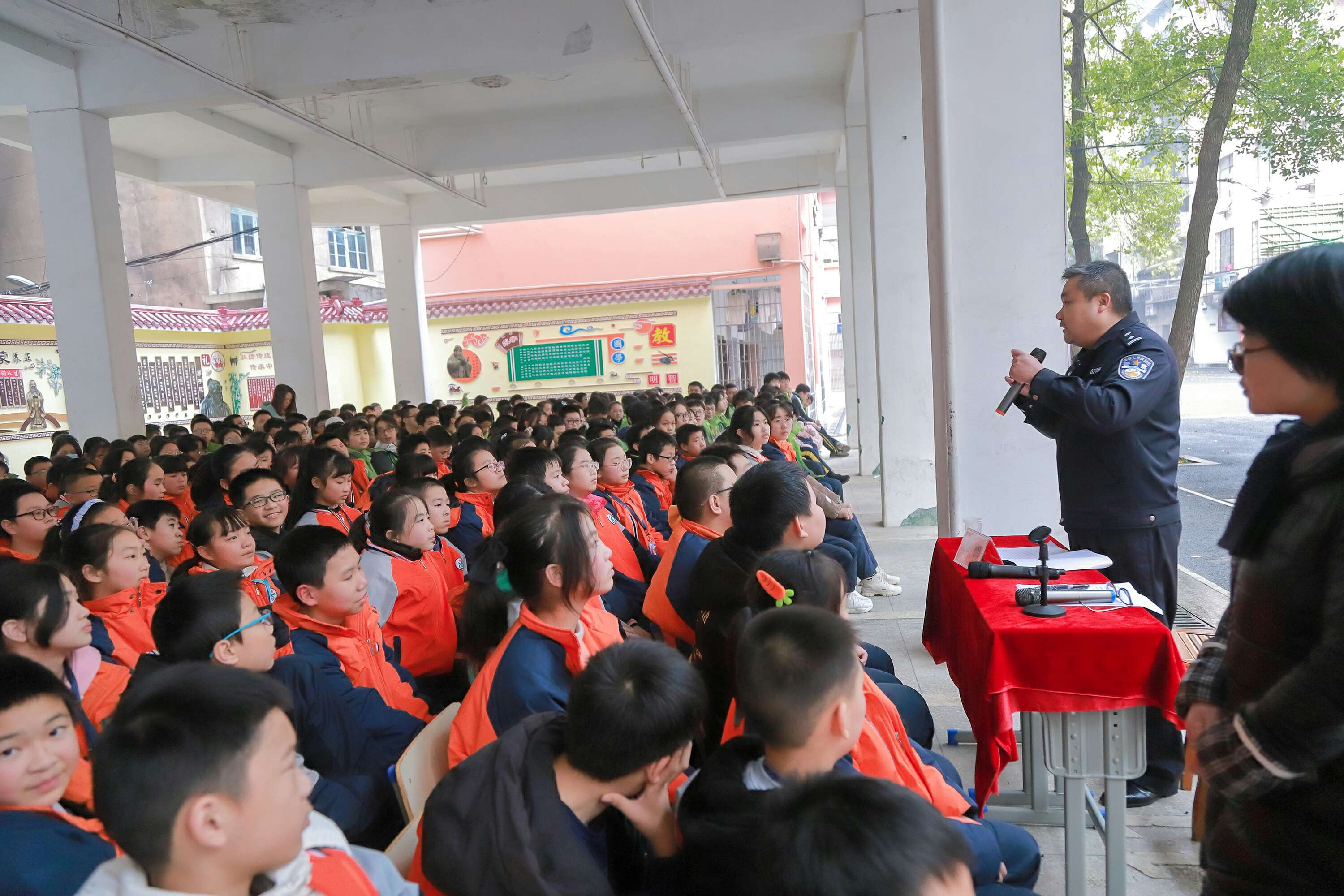 百姓生活湖南 衡阳市第十四中学举办法制教育讲座