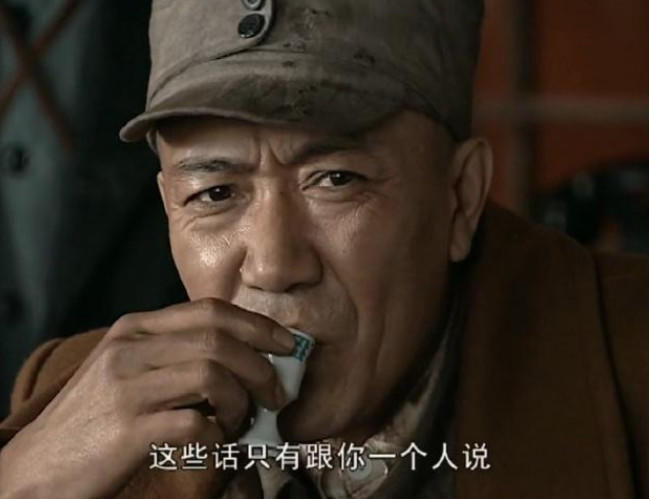 亮剑@拍《亮剑》时，唯一一次真喝酒，楚云飞揭秘其中原因，真是太拼了