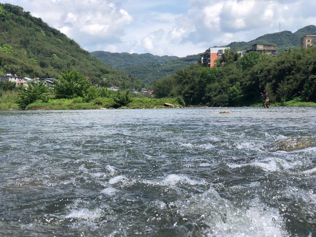 |一位职业钓手告诉你如何成为月薪过万，工作就是钓鱼的职业钓手？